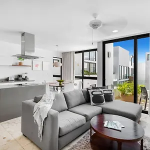 downtown-playa-condo.allrivieramayahotels.com/