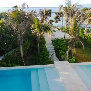 a-sanctuary-by-the-sea.allrivieramayahotels.com/