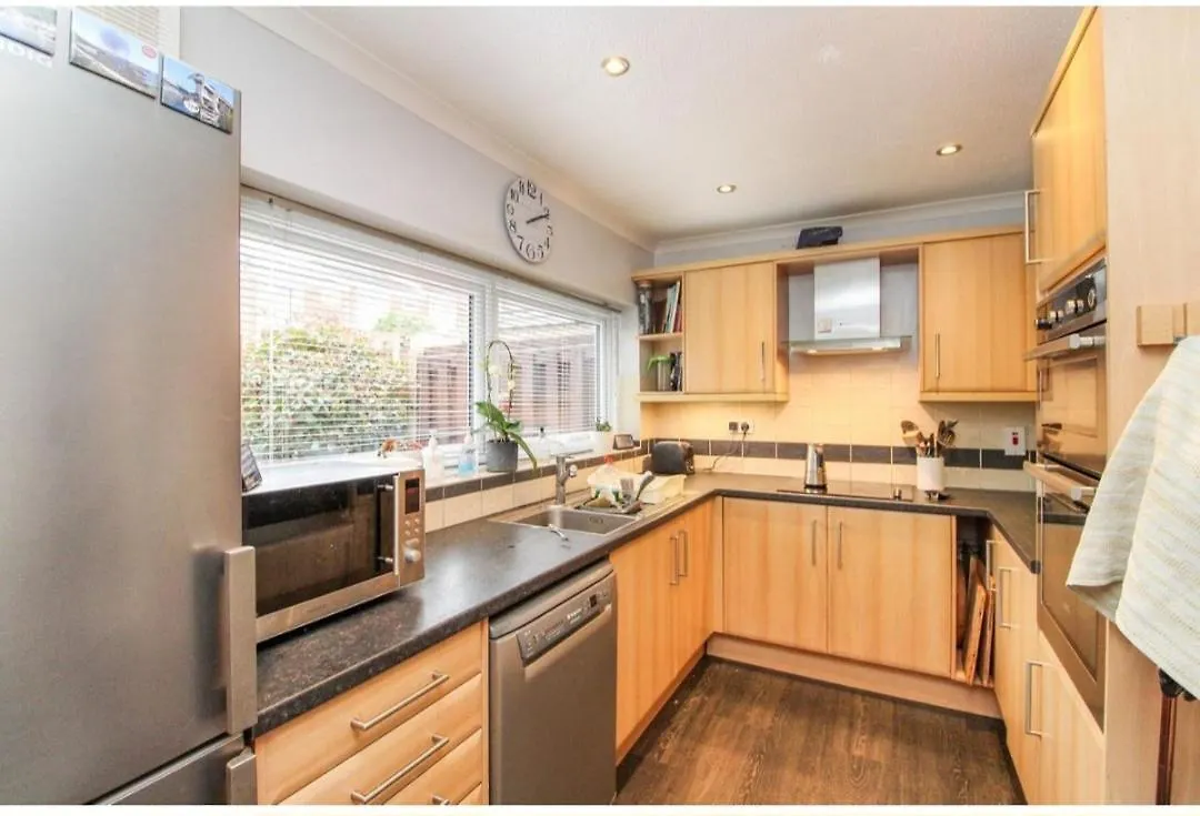 Double Room In Crawley,Gatwick,West Sussex Ifield United Kingdom